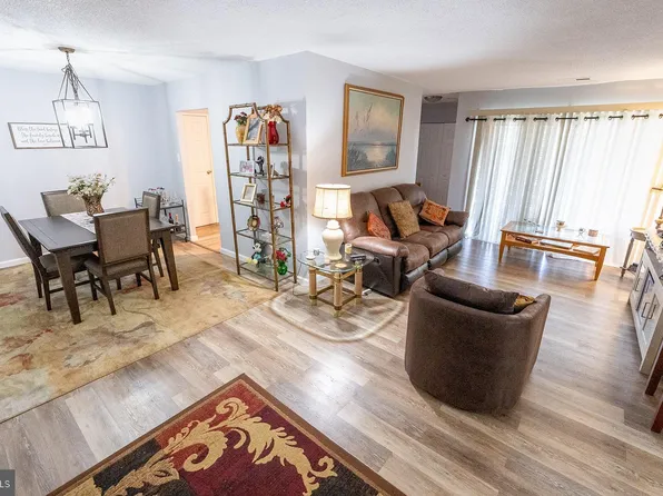 1403 Arborley Ct, Westampton, NJ 08060