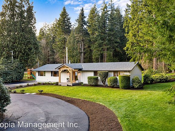 3rd image of 8211 197th St SE