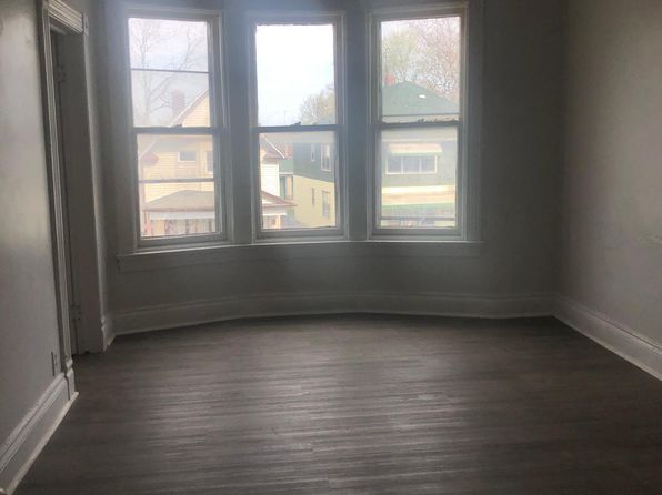 121 Hertel Ave APT 2