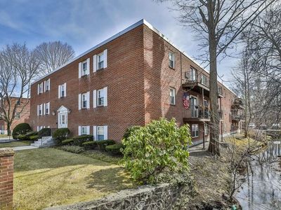 276 Albion St APT 5, Wakefield, MA, 01880