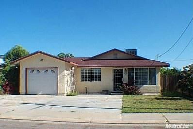1st image of 5047 Perez St