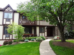 20 Kensington Rd #I, Chatham, NJ 07928