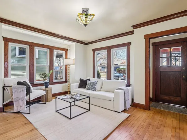 817 East Otjen STREET, Milwaukee, WI 53207