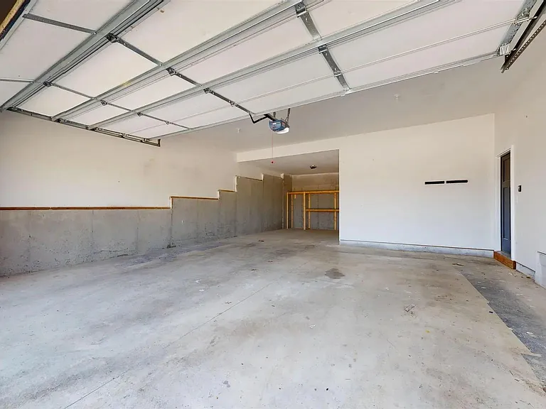 3755 SW Summerfield Dr — Photo 37