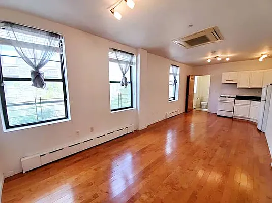 Rented by Brooklyn Property Group LLC | media 3