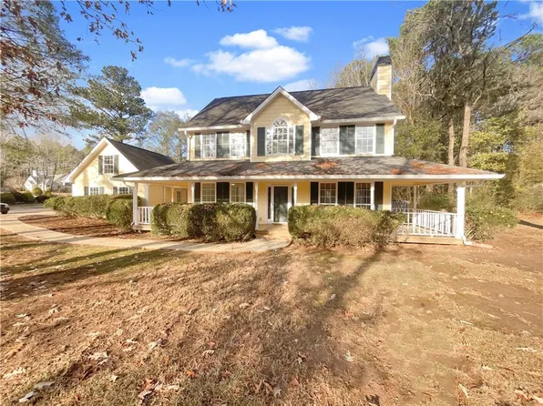 7 Barrington Ct, Sharpsburg, GA 30277