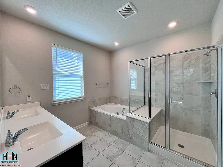 2307 Castello Way — Photo 21