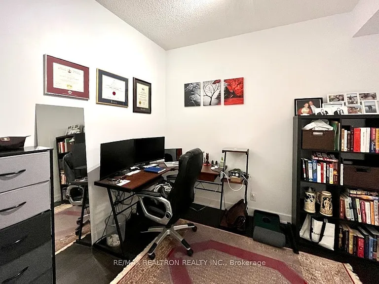 1815 Yonge St #1209 — Photo 21