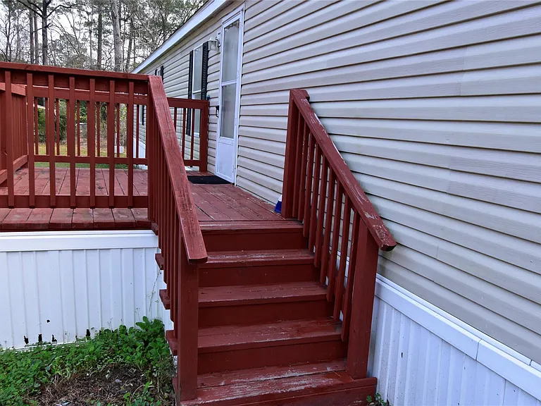 2 Lake View Ln — Photo 4