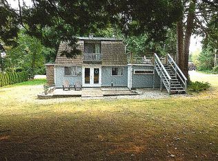 317 Madrona Pl, Point Roberts, WA 98281