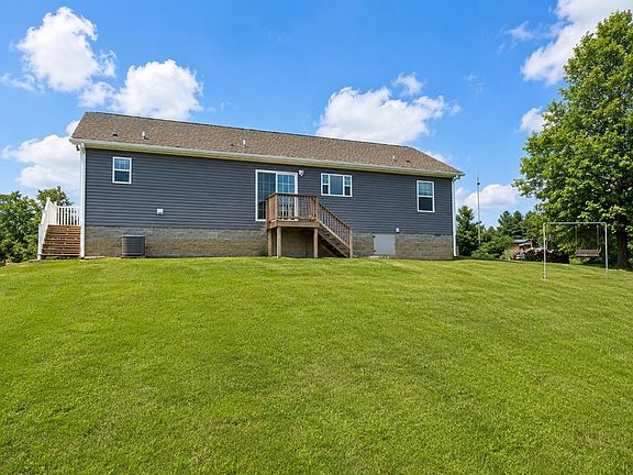 5th image of 195 Doe Ridge Ln