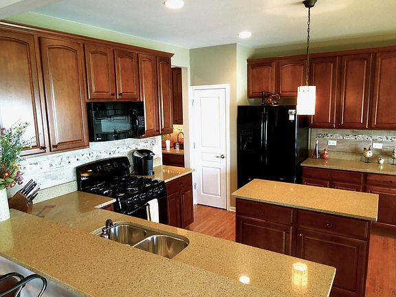 2nd image of 3728 Canton Cir