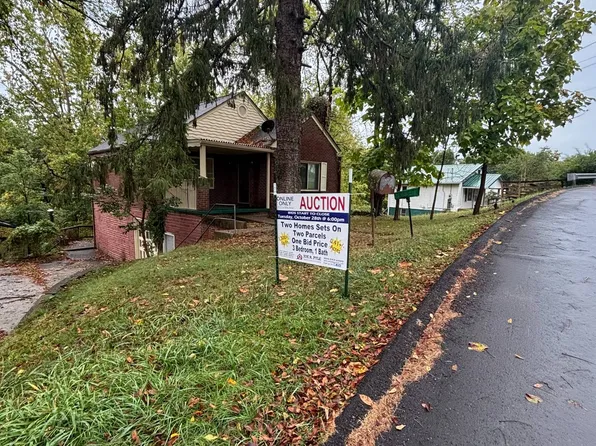 710 & 708 Daverton Rd, South Charleston, WV 25303