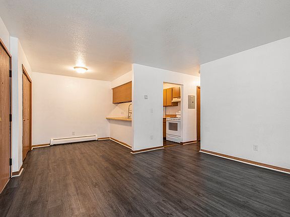 5th image of 421 Balderson St APT 6