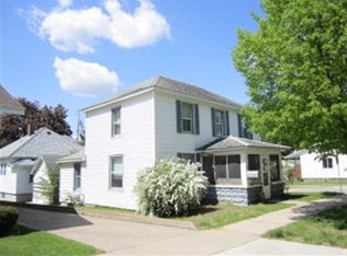 241 N Beaumont Rd, Prairie Du Chien, WI 53821