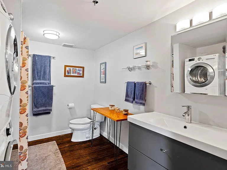 429 N 13th St #5G — Photo 32
