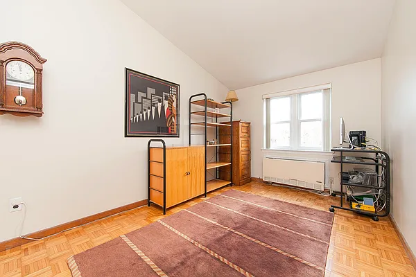 Sold by The Bedford Hill Group | media 11