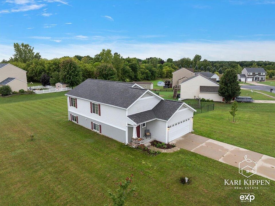1st image of 1698 Trent Ridge Court NE