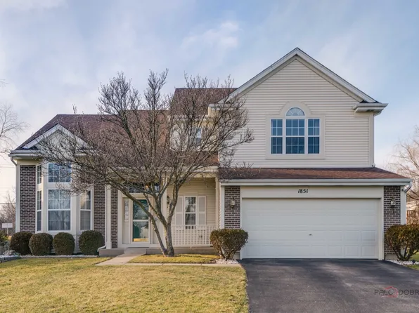 1851 E Ivy Cir, Lindenhurst, IL 60046