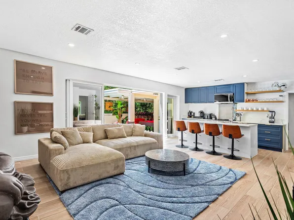 2041 NE 30th Street, Fort Lauderdale, FL 33306