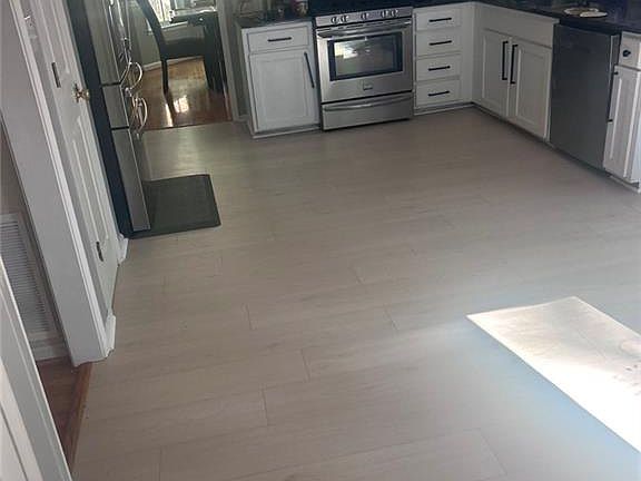 5th image of 3595 Chastain Ct