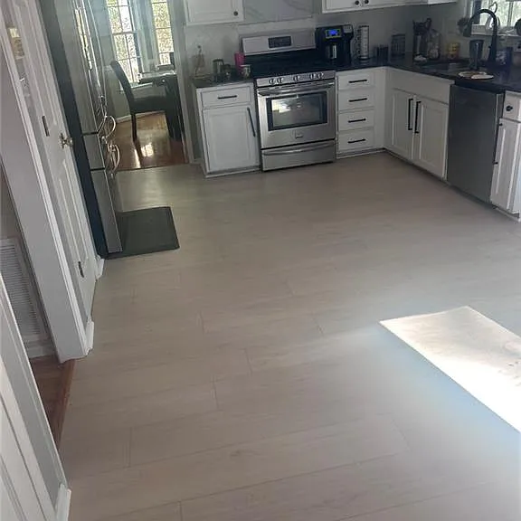 3595 Chastain Ct — Photo 5