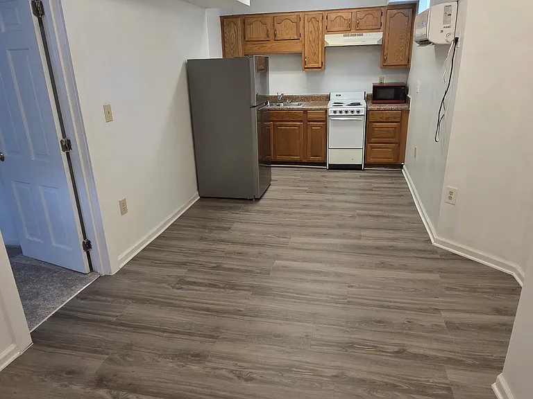 105 Buck Jones Rd #D — Photo 11