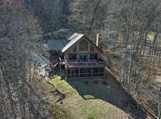 1035 Sam Cove Rd, Robbinsville, NC 28771