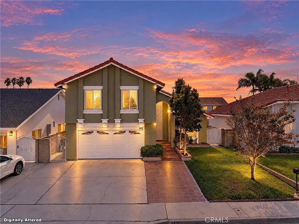 3 bed, 2.5 bath, 1676 sqft, $3,900 — Photo 1