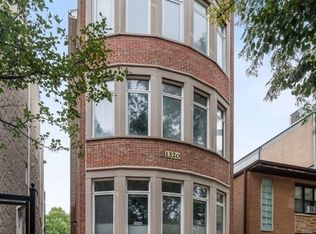 1320 N Cleveland Ave #3, Chicago, IL 60610