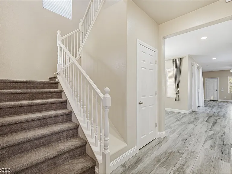 10416 Miners Gulch Ave — Photo 12