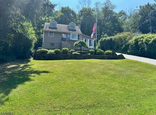 108 Hillside Dr, Newton, NJ 07860