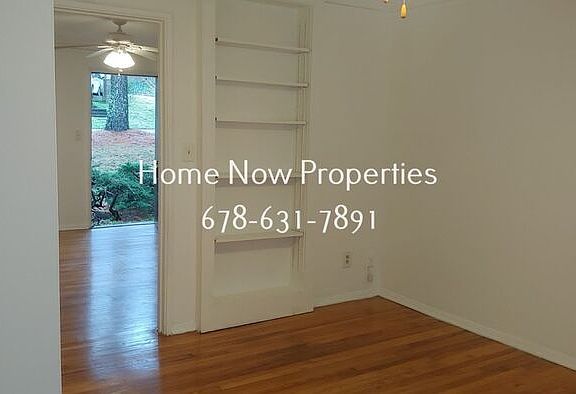 4th image of 1414 Euclid Ave NE APT 10