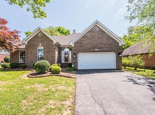 2124 Chesapeake Dr, Bowling Green, KY 42104