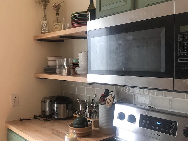 2909 Noah St — Photo 2