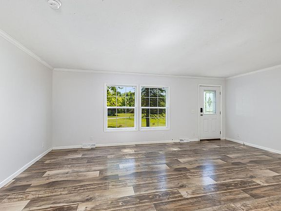 4th image of 2757 127th Ave