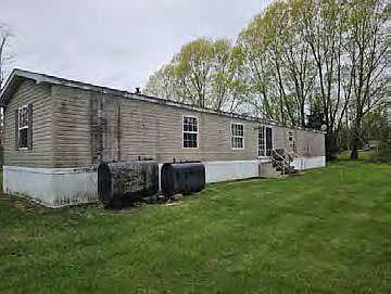 3rd image of 155 Mason St