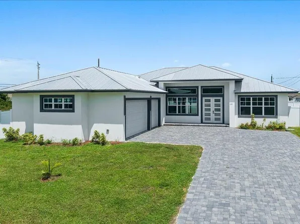 121 SW SEA LION Road, Port St Lucie, FL 34953