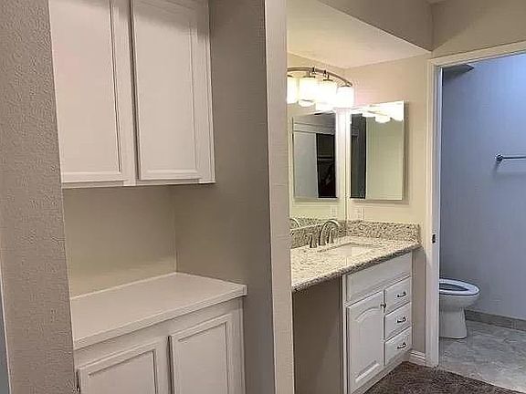 5th image of 1555 N 12th Ct #2