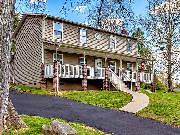 2nd image of 8451 Wood Rd