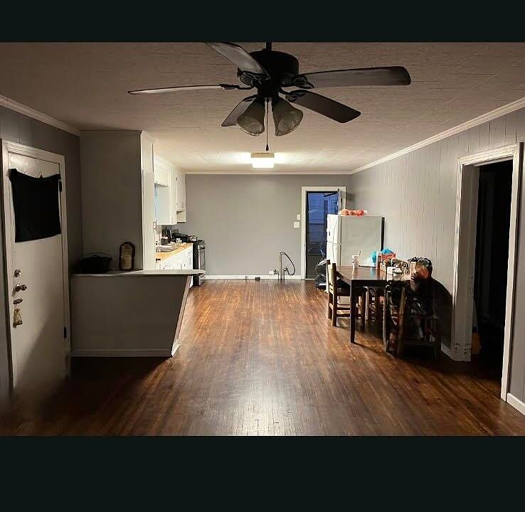 2nd image of 1311 Henry St