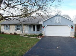 893 Mill Rd, Perrysburg, OH 43551