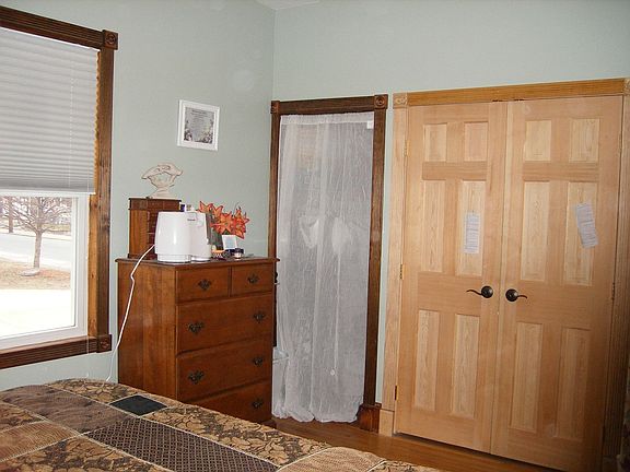 Bdrm 1st fl