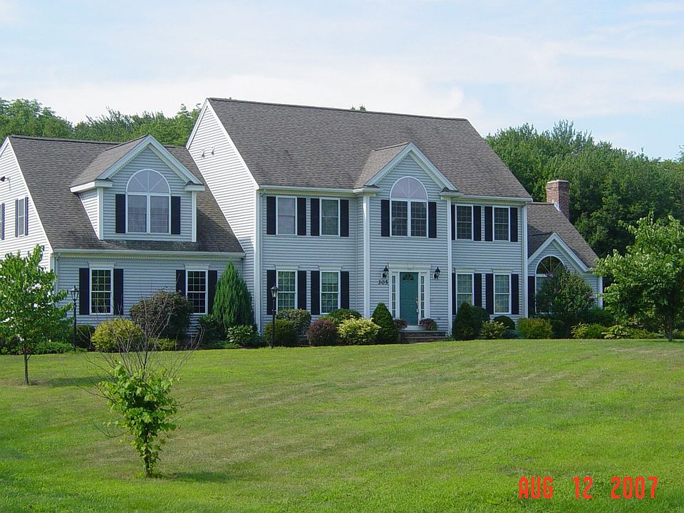 305 Chestnut Street