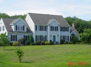 305 Chestnut St, Hudson, MA 01749