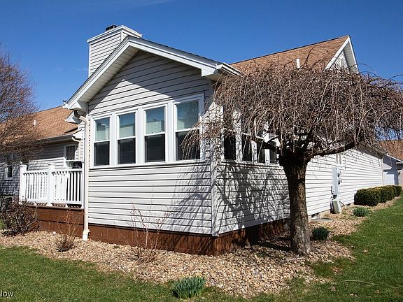 2nd image of 825 Auburn Hills Dr Unit A