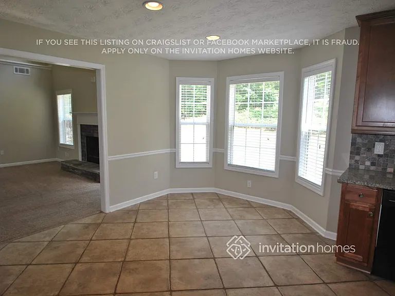 3144 Oak Ridge Ln — Photo 6