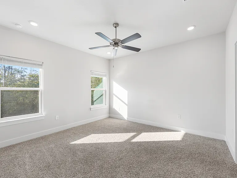 7912 Sweet Retreat Ln — Photo 14