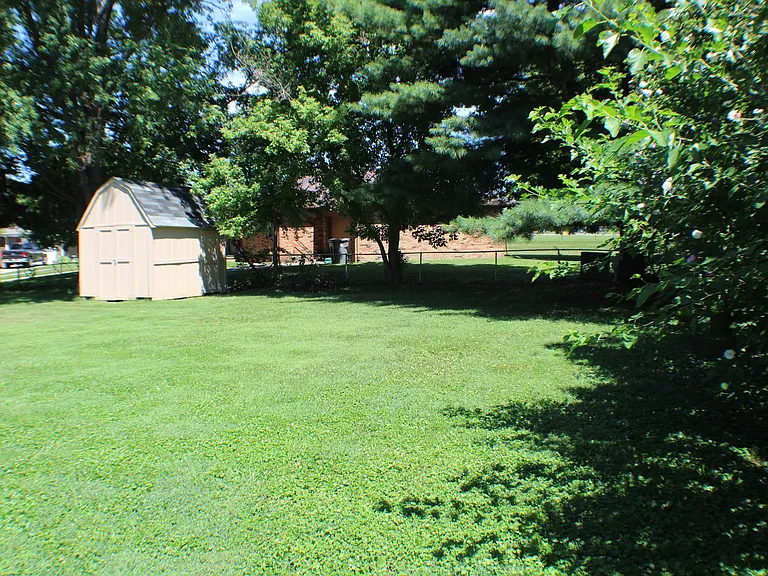 Large Fenced Back Yard