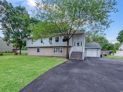 1840 Heckscher Avenue, Bay Shore, NY, 11706